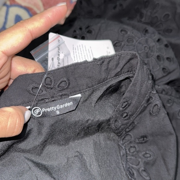 ☀️Black Eyelet hollow out Long Sleeve Dress - Picture 5 of 8